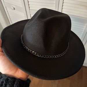 Black hat with chain